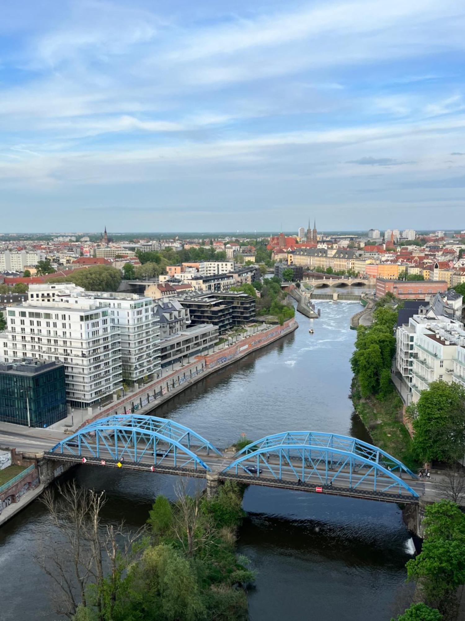 Family House By The River Odra -Panoramic Terrace - 3Room Apartment With 2 Separate Bedrooms And 2 Balconies By Wroapart-Pl- Perfect For Family & Business Stays Wrocław Extérieur photo