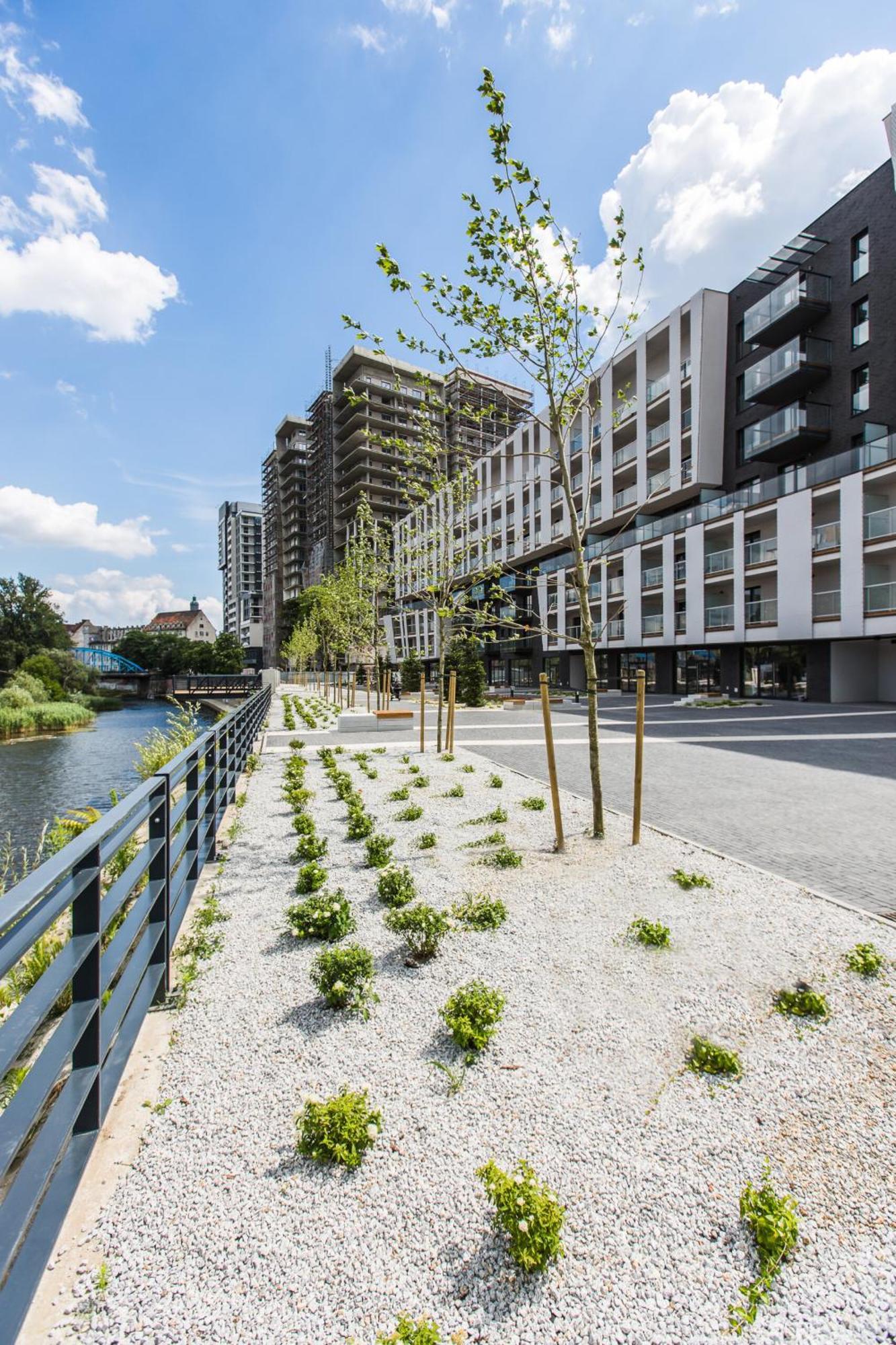 Family House By The River Odra -Panoramic Terrace - 3Room Apartment With 2 Separate Bedrooms And 2 Balconies By Wroapart-Pl- Perfect For Family & Business Stays Wrocław Extérieur photo