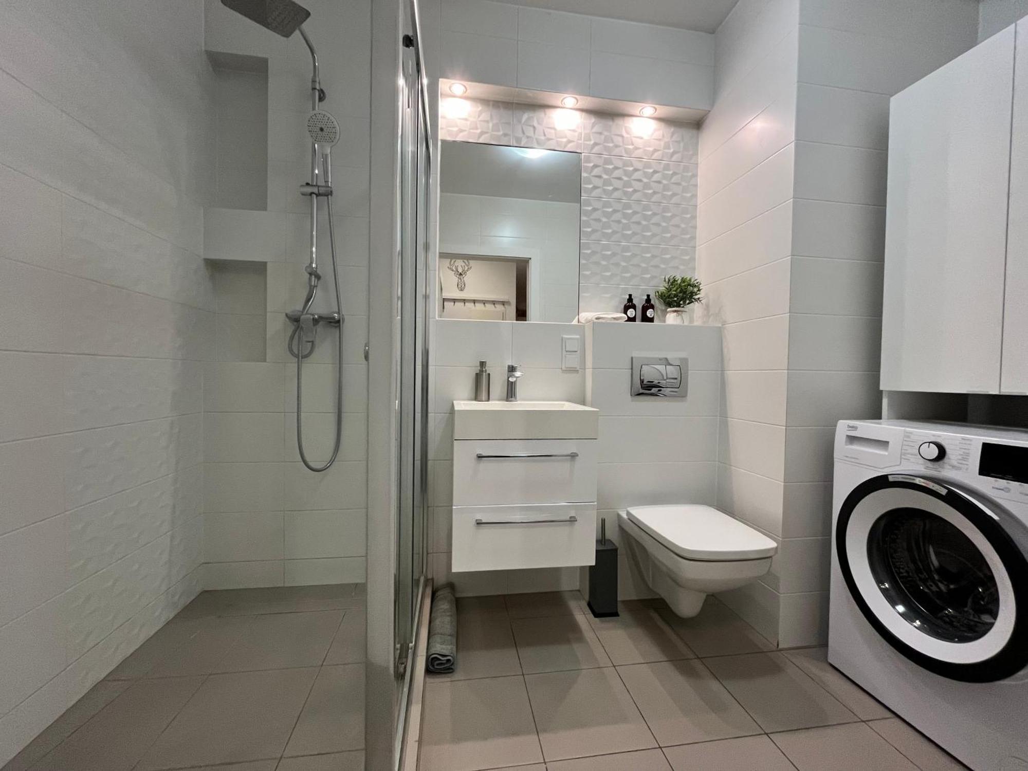 Family House By The River Odra -Panoramic Terrace - 3Room Apartment With 2 Separate Bedrooms And 2 Balconies By Wroapart-Pl- Perfect For Family & Business Stays Wrocław Extérieur photo