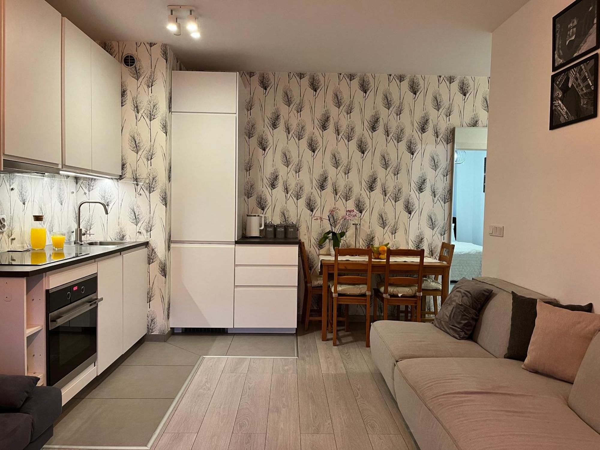 Family House By The River Odra -Panoramic Terrace - 3Room Apartment With 2 Separate Bedrooms And 2 Balconies By Wroapart-Pl- Perfect For Family & Business Stays Wrocław Extérieur photo