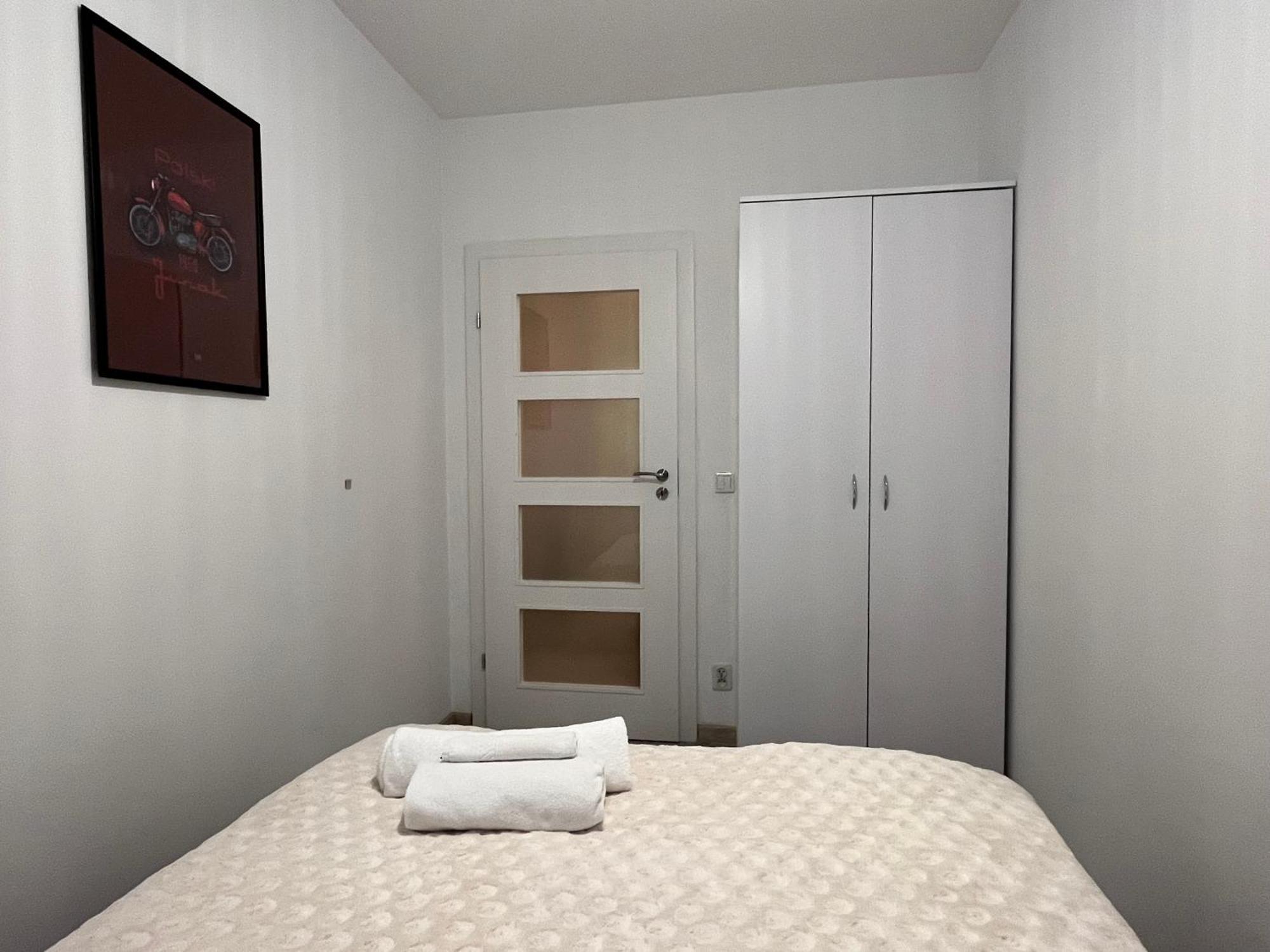 Family House By The River Odra -Panoramic Terrace - 3Room Apartment With 2 Separate Bedrooms And 2 Balconies By Wroapart-Pl- Perfect For Family & Business Stays Wrocław Extérieur photo