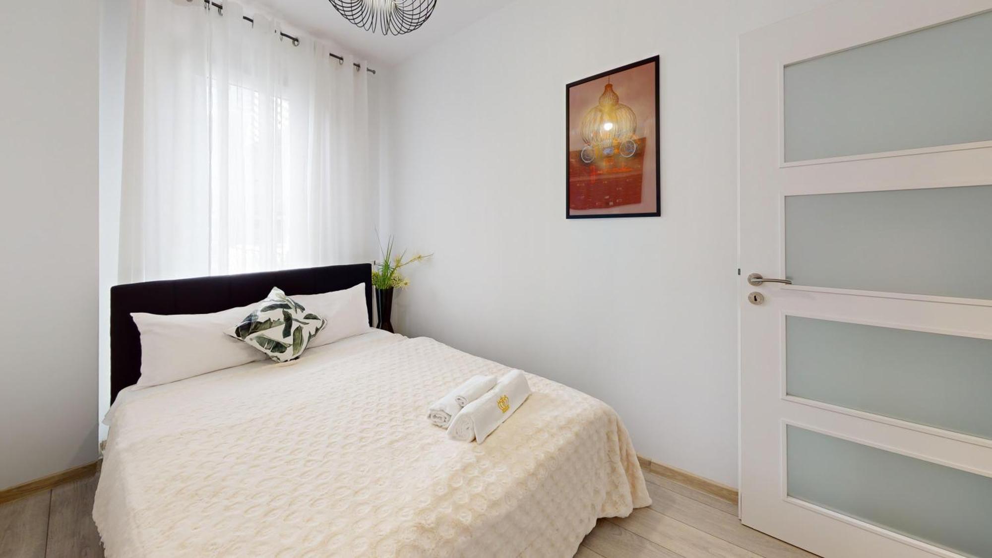 Family House By The River Odra -Panoramic Terrace - 3Room Apartment With 2 Separate Bedrooms And 2 Balconies By Wroapart-Pl- Perfect For Family & Business Stays Wrocław Extérieur photo