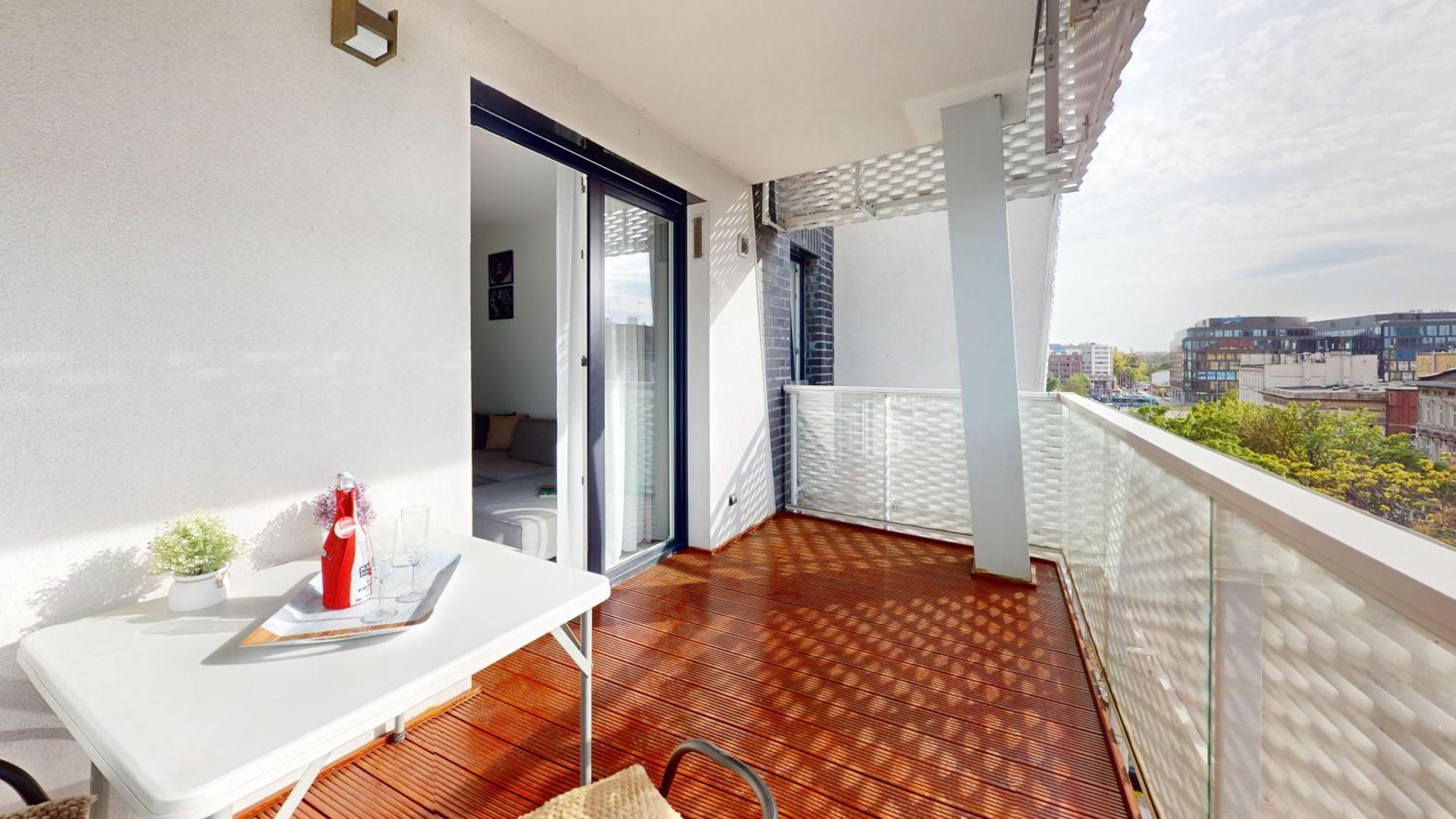 Family House By The River Odra -Panoramic Terrace - 3Room Apartment With 2 Separate Bedrooms And 2 Balconies By Wroapart-Pl- Perfect For Family & Business Stays Wrocław Extérieur photo